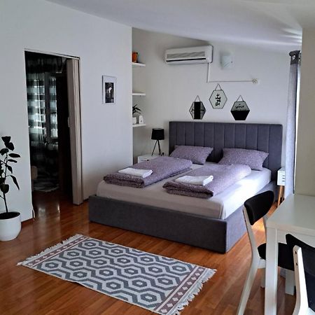Apartments Thea Mostar Bagian luar foto