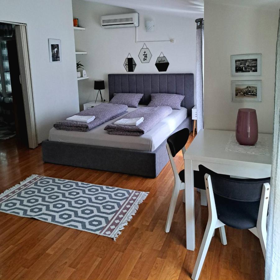 Apartments Thea Mostar Bagian luar foto